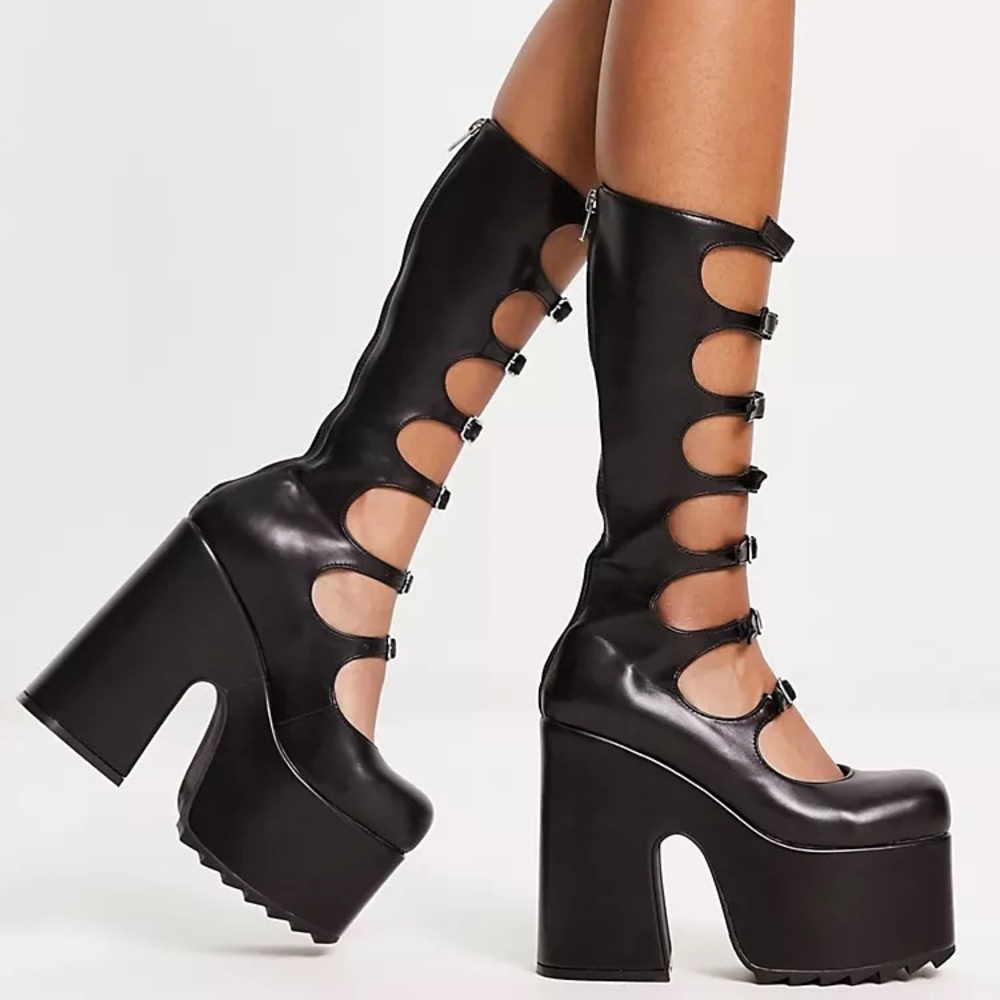 Lamoda Platform Knee High Leg with Buckles in Black Size 7